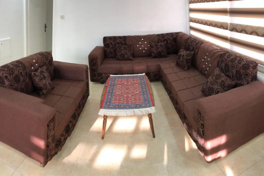 Apt 4 Rent/A Quiet Neighborhood Close To Services Amman Luaran gambar