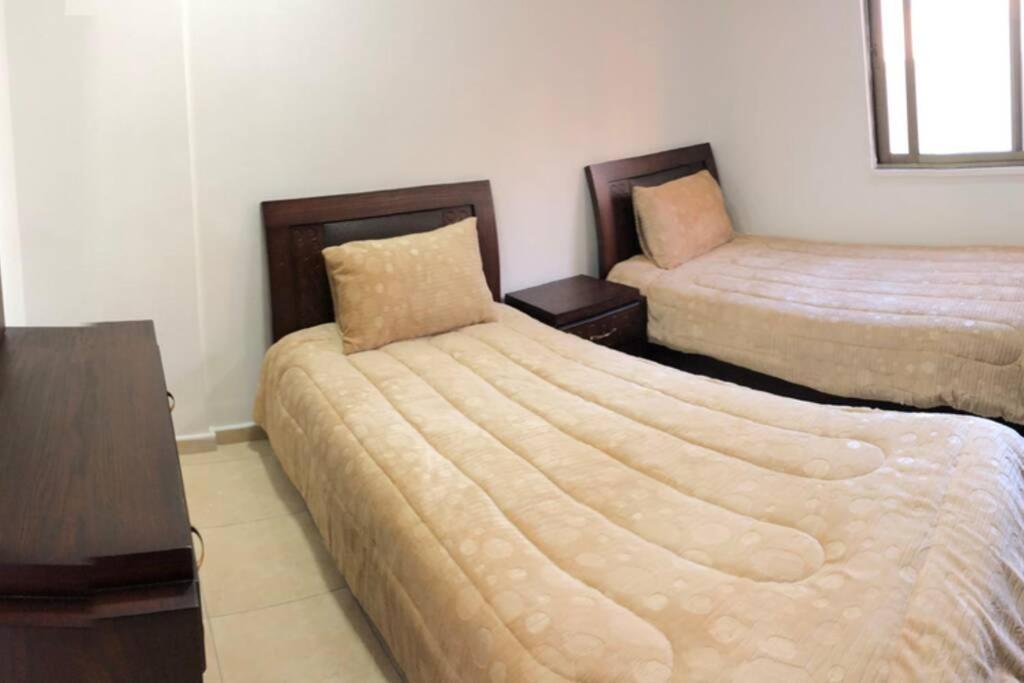 Apt 4 Rent/A Quiet Neighborhood Close To Services Amman Luaran gambar